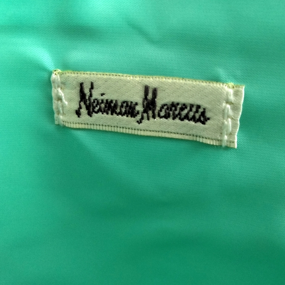 Neiman Marcus Tote Bag - Picture 4 of 6